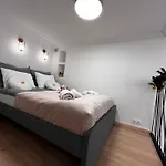 Carina Family Apartment Downtown Near M3 Metro